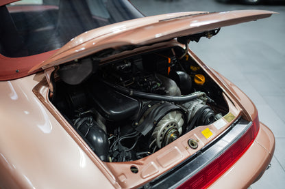 Porsche 964 Carrera 4 Cabriolet