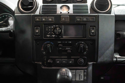 Land Rover Defender 110 TD4 Cargo