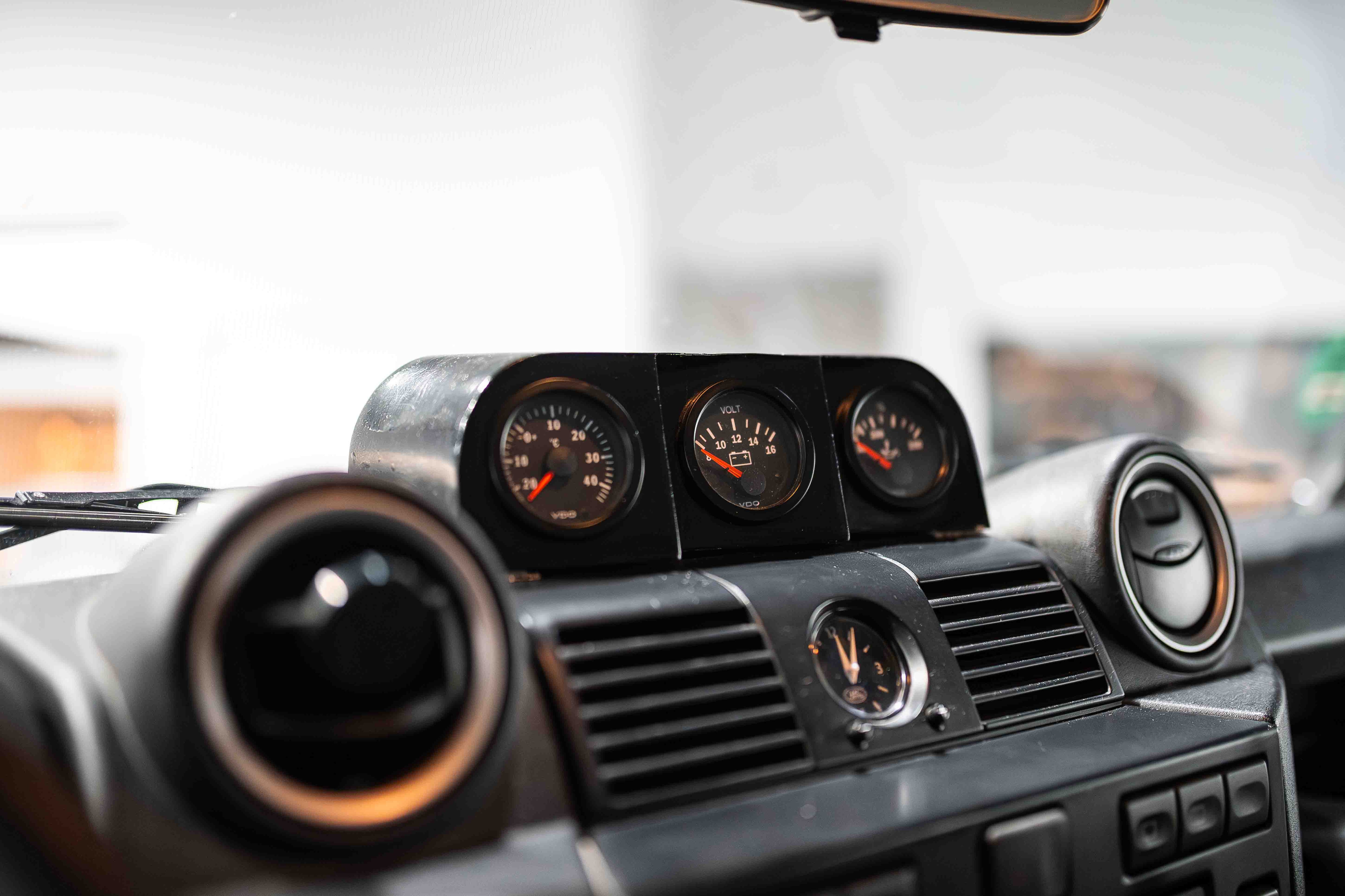 Land Rover Defender 110 TD4 Cargo