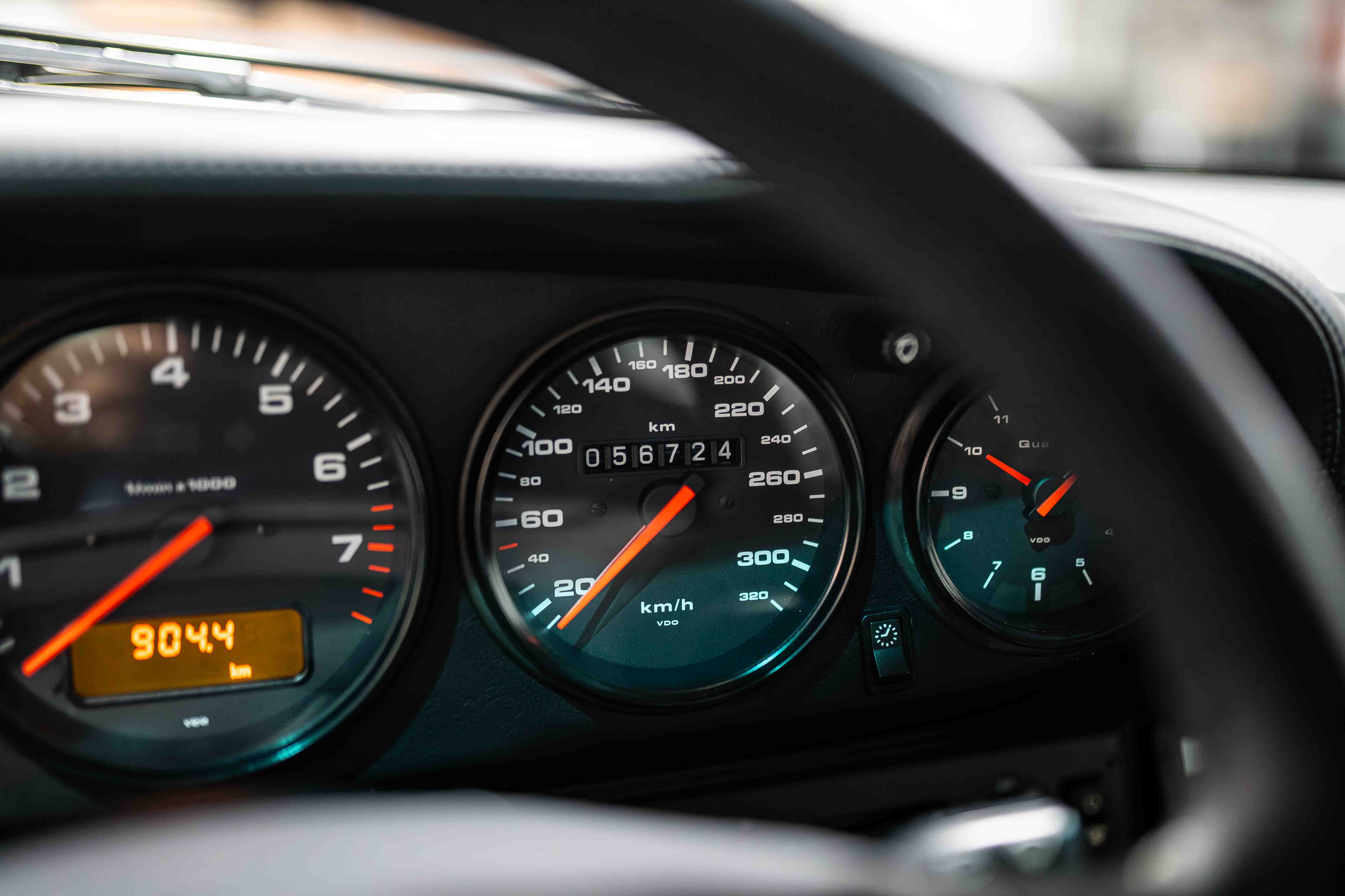 Porsche 993 Iris Blau Metallic