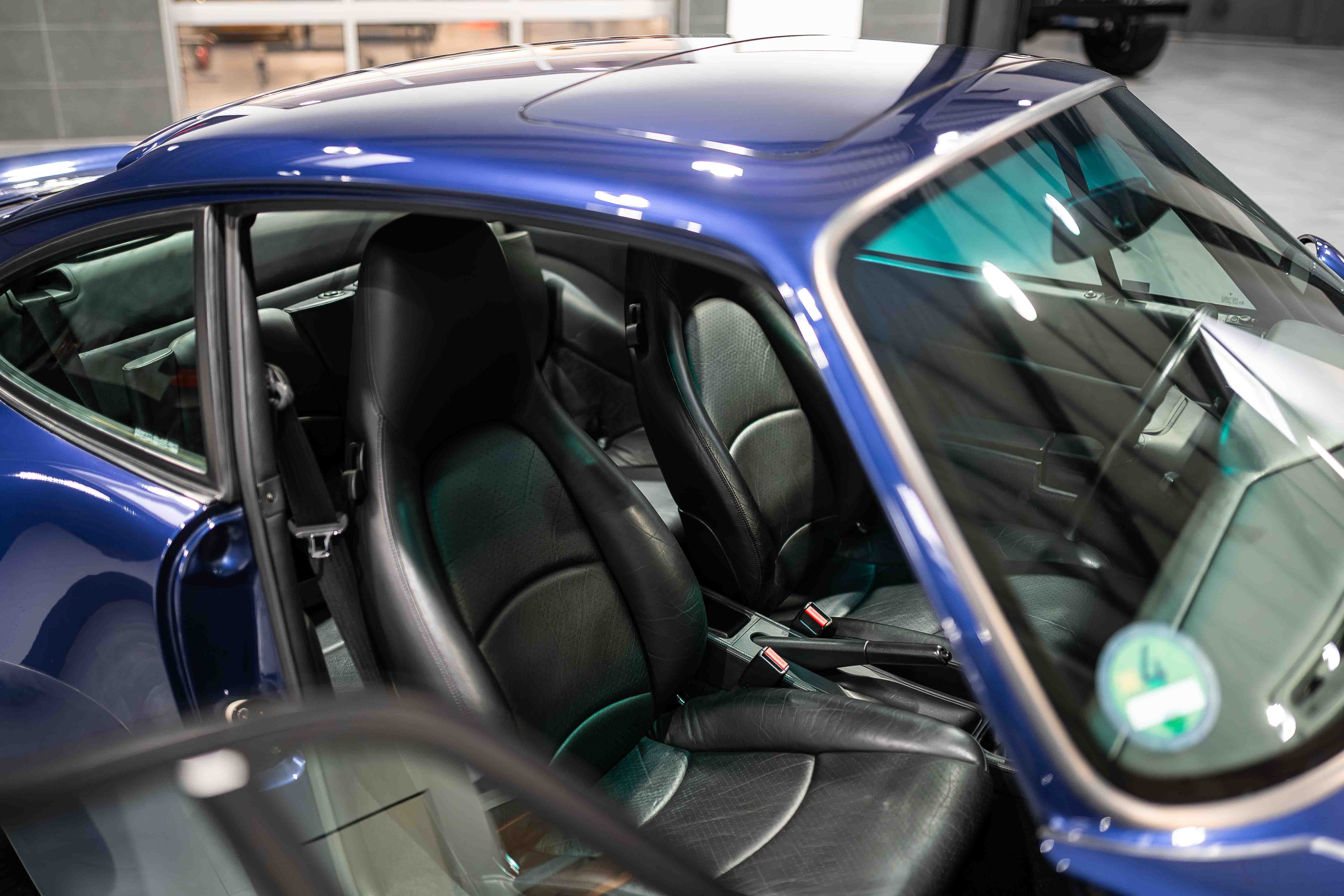 Porsche 993 Iris Blau Metallic