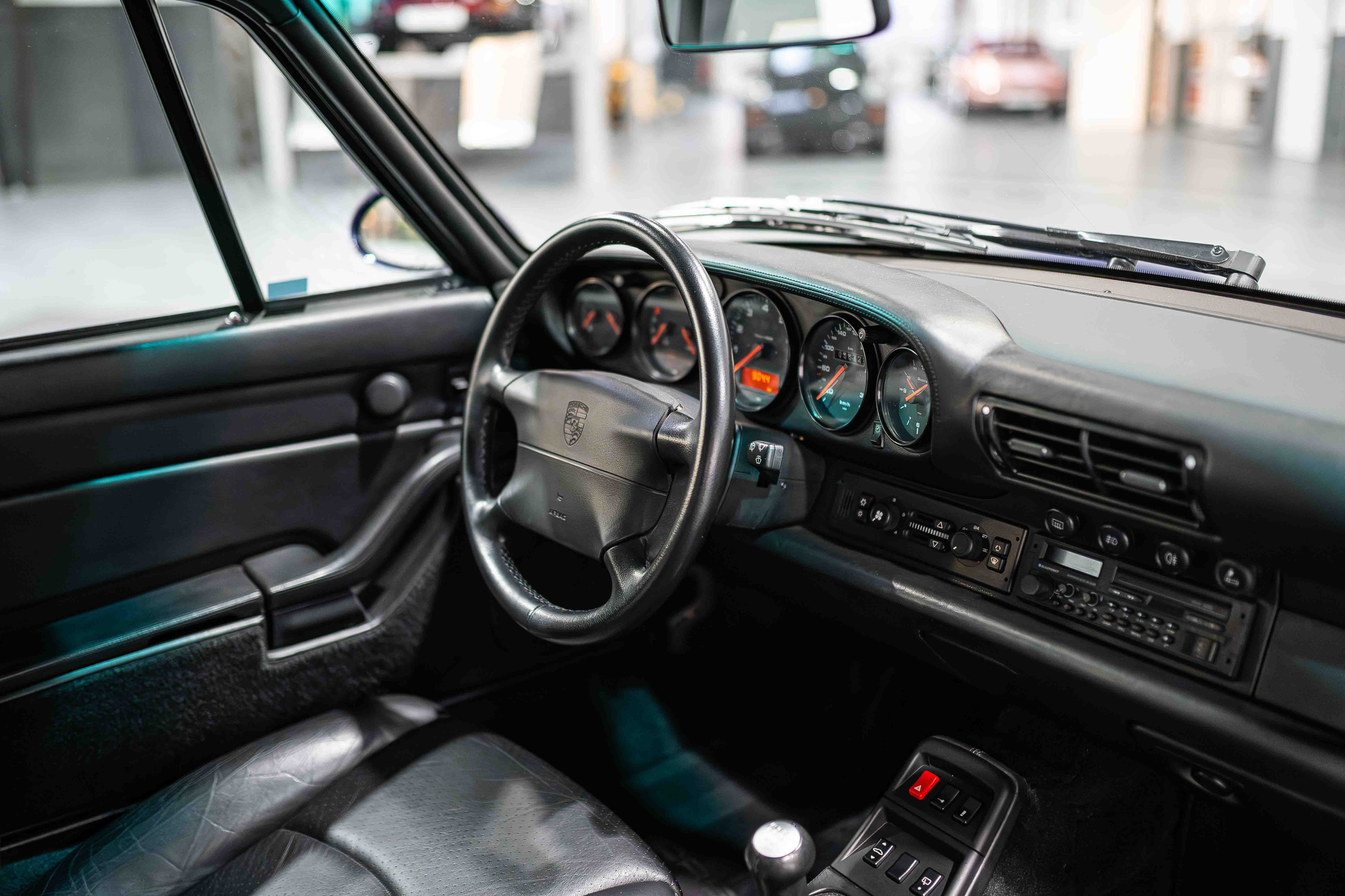 Porsche 993 Iris Blau Metallic