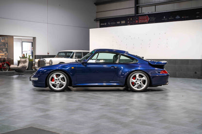 Porsche 993 Iris Blau Metallic