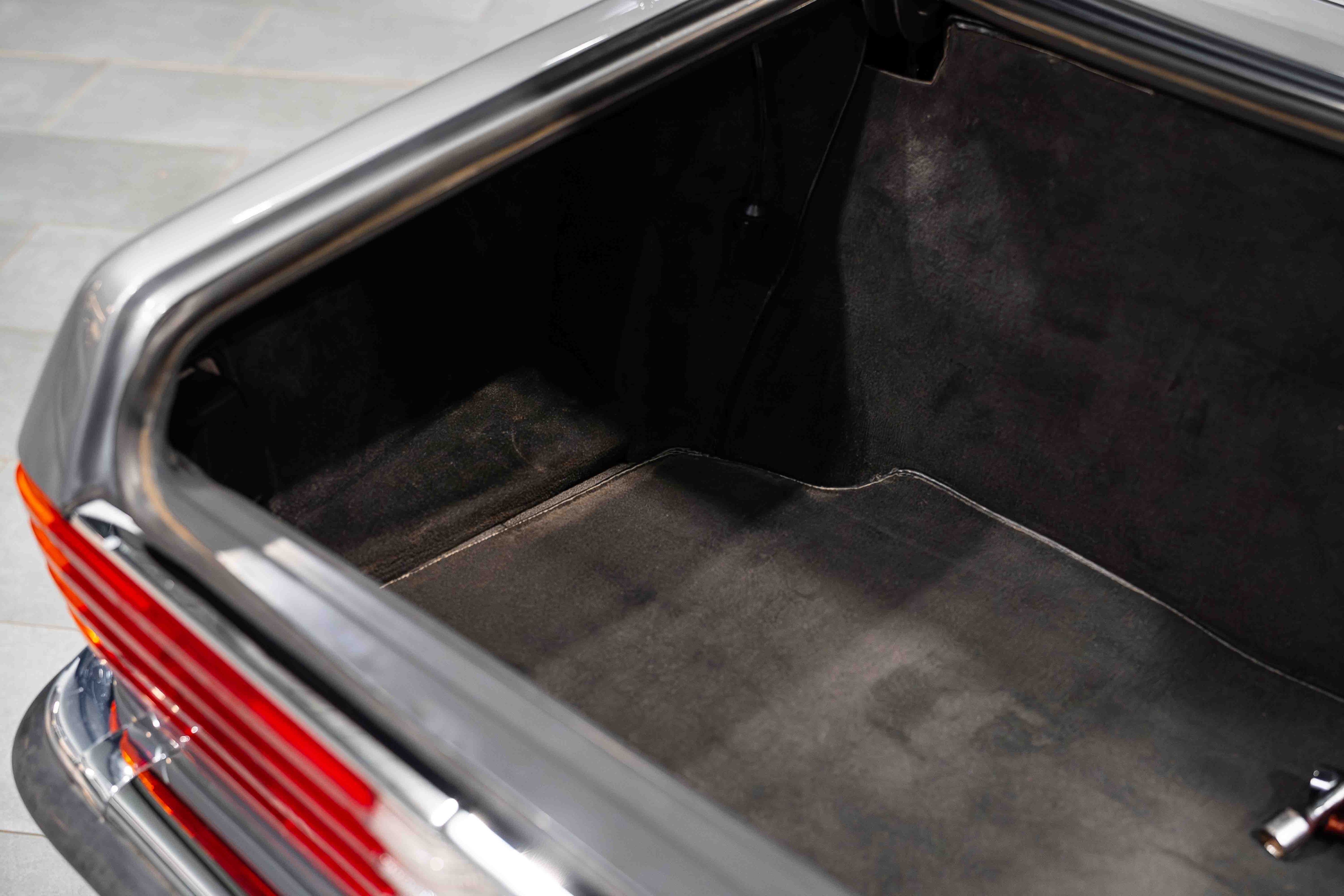 Mercedes-Benz 300 SL, 1987, Benzin, Schaltgetriebe