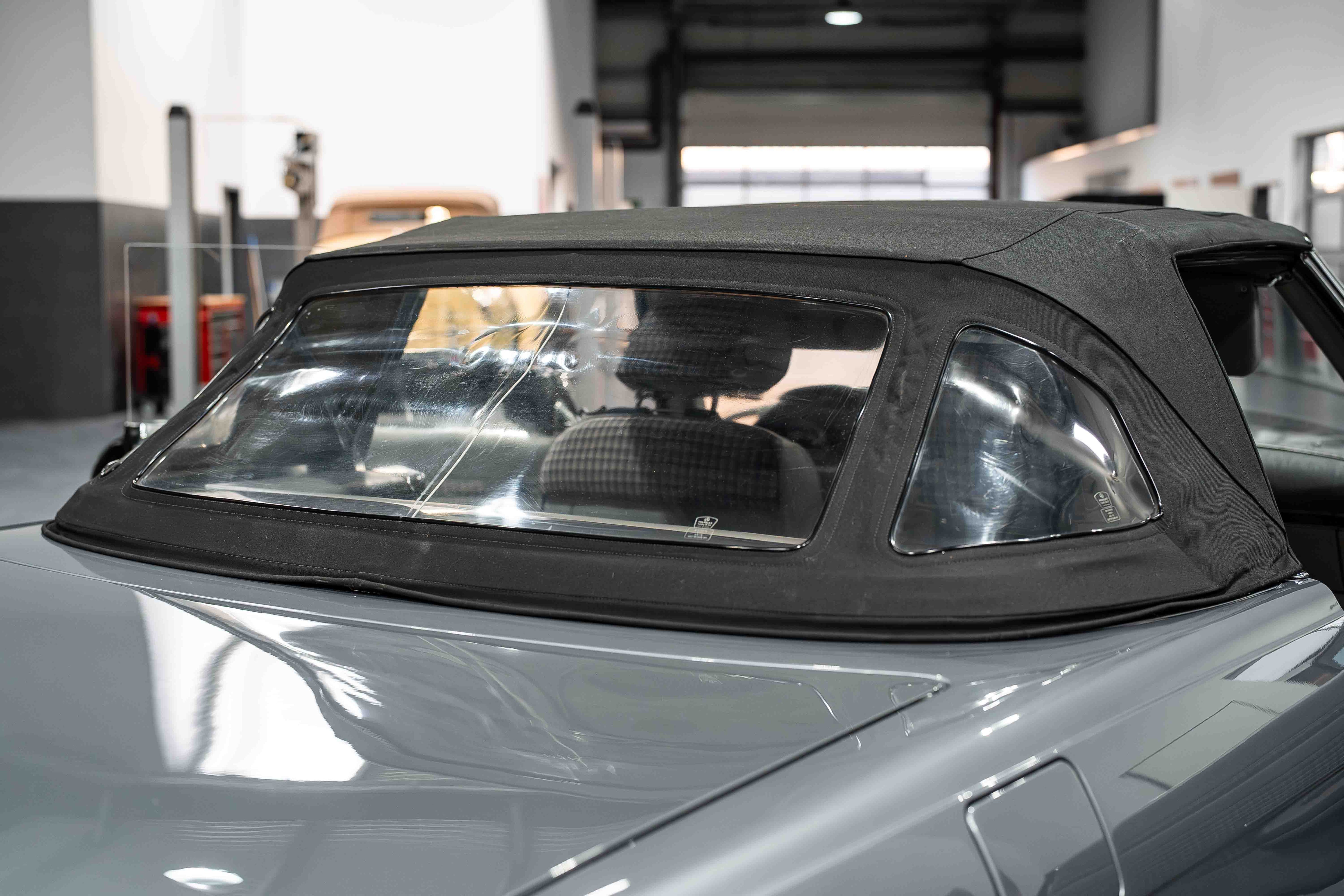 Mercedes-Benz 300 SL, 1987, Benzin, Schaltgetriebe