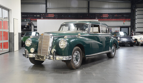 Mercedes-Benz 300C Adenauer